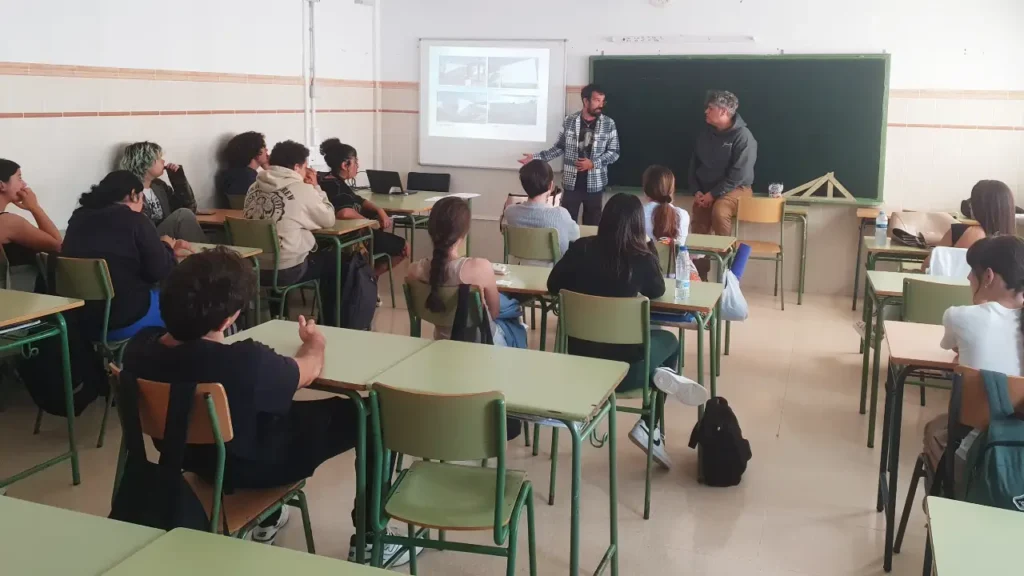 mural-pozo-puerto-rosario-participacion-juvenil-canarias-fuerteventura-ciudad-amiga-infancia