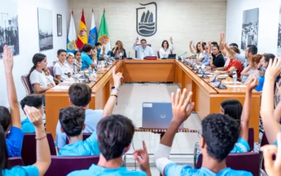 Puerto del Rosario celebra un nuevo Pleno infantil y adolescente con propuestas reales para mejorar el municipio