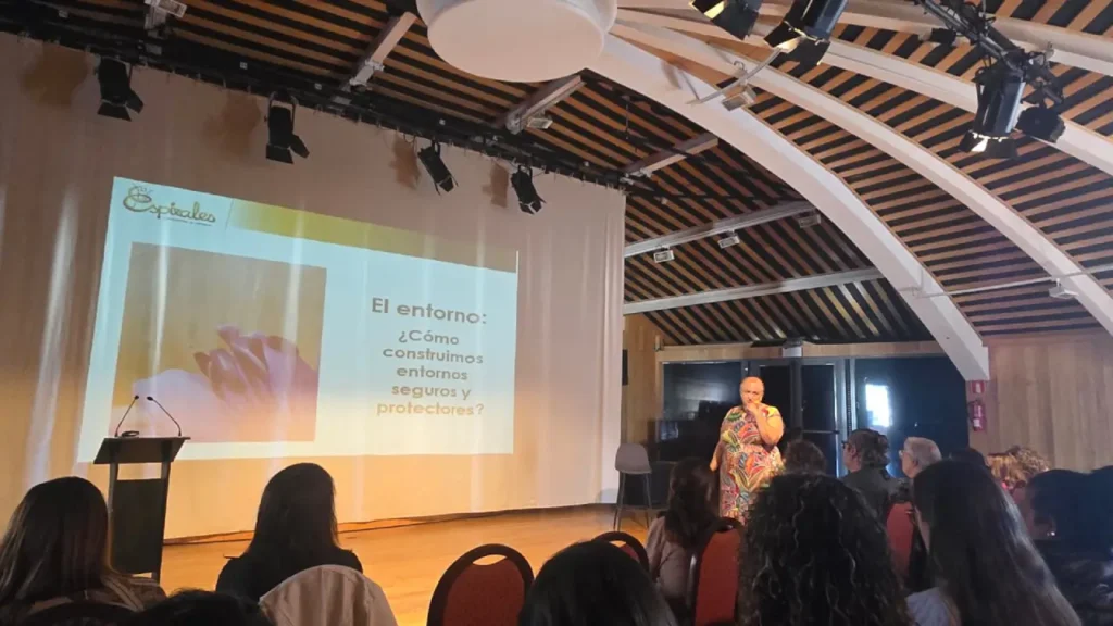 encuentro-tecnico-ciudad-amiga-infancia-canarias-la-laguna