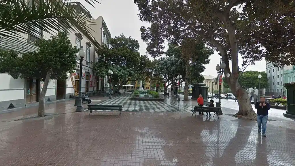 quiosco-vopia-plaza-hurtado-las-palmas-gran-canaria-ciudad-amiga-infancia