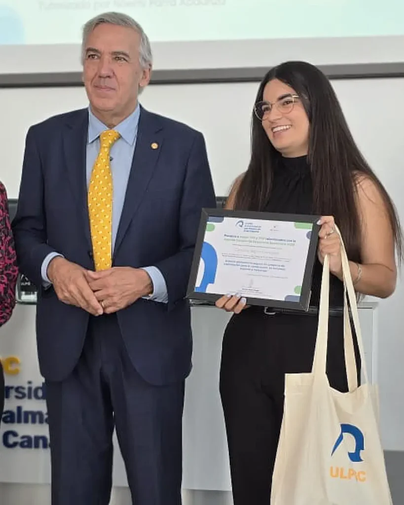 carolina-bayon-tfg-espacios-seguros-adolescencia-las-palmas-gran-canaria