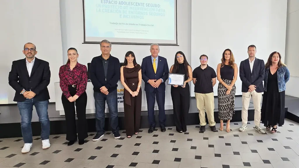 carolina-bayon-tfg-espacios-seguros-adolescencia-las-palmas-gran-canaria