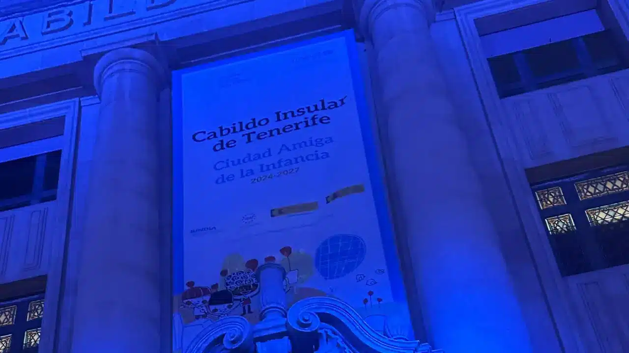 fachada-azul-2025-cabildo-tenerife