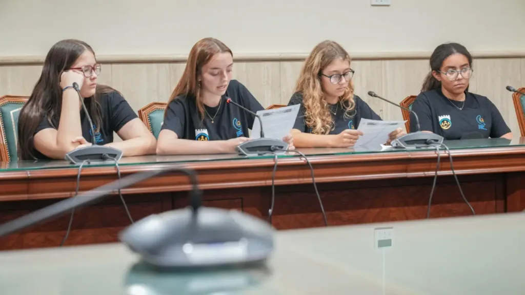 la-oliva-pleno-infantil-ciudad-amiga