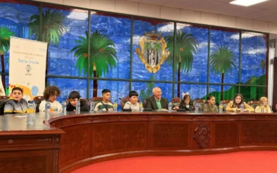 La infancia y la adolescencia toman la palabra en el primer Pleno Municipal del año en Santa Úrsula