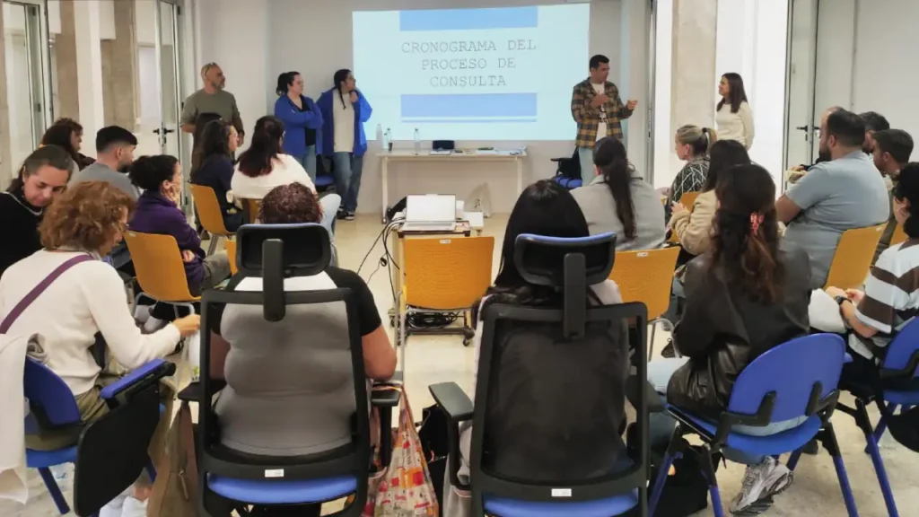 ley-canaria-infanica-ciudad-amiga-adolescencia-canarias