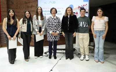 Cinco municipios canarios renuevan su reconocimiento como Ciudades Amigas de la Infancia en un acto de UNICEF en el Parlamento de Canarias