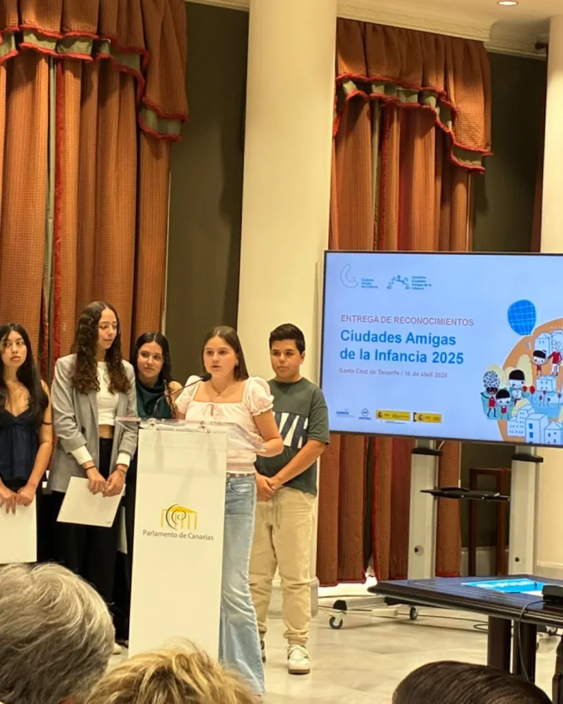 ciudad-amiga.infancia-renovacion-parlamento-canarias