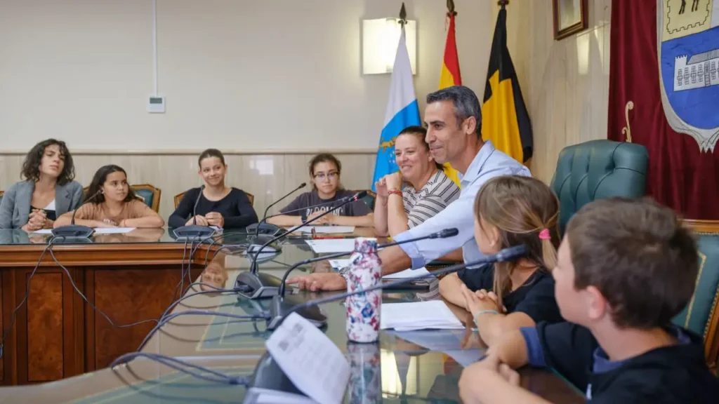 pleno-juvenil-la-oliva-ciudad-amiga-infancia