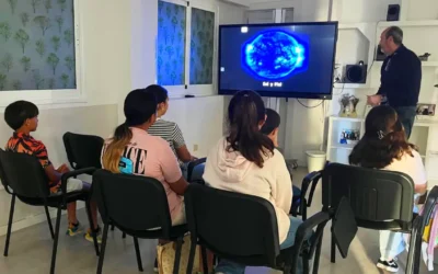 El Consejo de la Infancia y Adolescencia de Santa Cruz de Tenerife aprende a cuidar la piel antes del verano