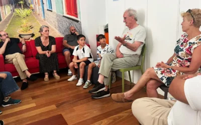 El Consejo de la Infancia de Santa Cruz de Tenerife dialoga con Juan Carlos Carracedo sobre volcanes y geología canaria
